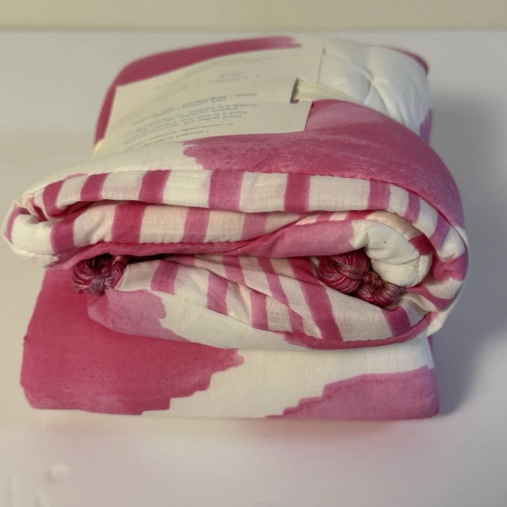 Pottery Barn Kids Watercolor Dot standard sham quilted bright pink New w‎ tag